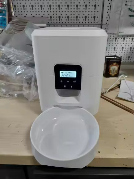 2L Automatic Cat Feeder with Wi-Fi and Camera